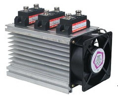 Three-relay-integrated SSR
